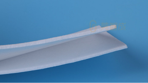 煙嘴過(guò)濾棉廠家不知怎么選就找智成纖維吧