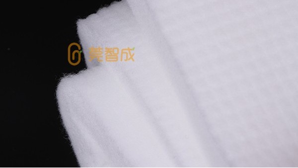 做床上用品的羊毛和無膠棉哪個比較好？