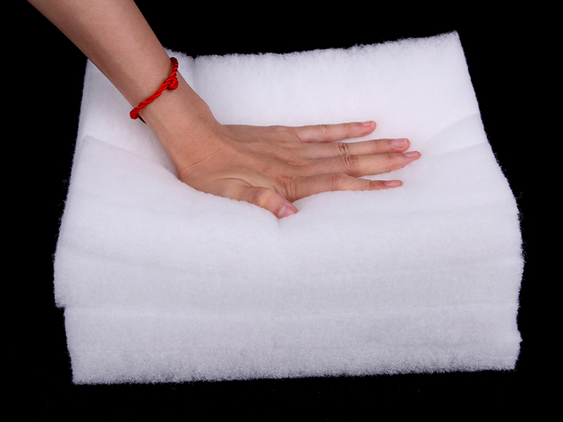 產(chǎn)品密度高，回彈性好，用手按壓松開后限速回彈